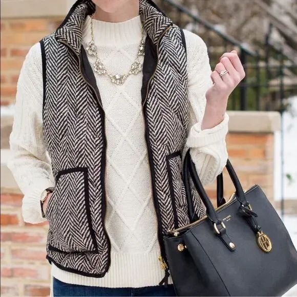 J. Crew Tan & Black Down Excursion Herringbone Quilted Full Zip Vest Size Small - Picture 9 of 13